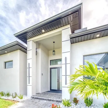 Villa Breezy Coral Escape-Heated Pool